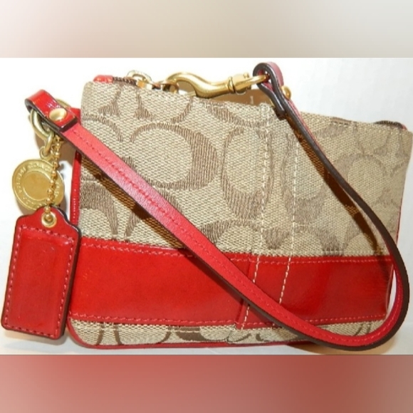 ☆Brand New☆Stunning COACH Classic 2008 Red Signature Stripe Clutch Wristlet☆ - Picture 3 of 16